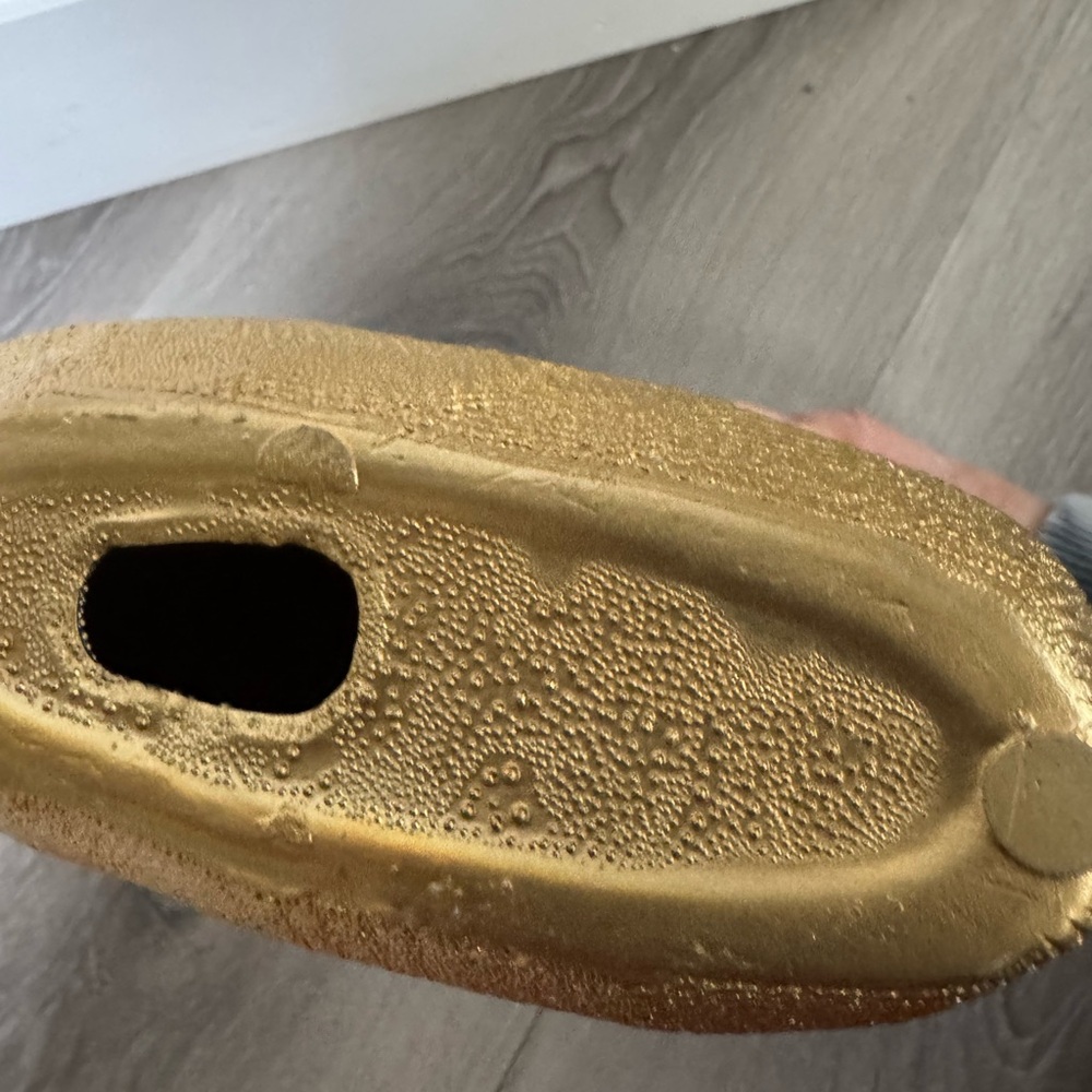 Champagne Gold Heart-Shaped Decorative Sculpture - Picture 3 of 6
